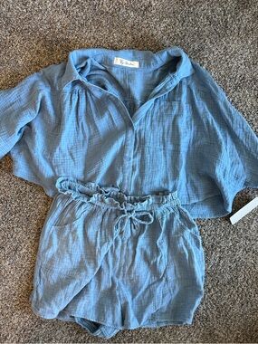 Lizard Thicket Light Blue Linen-Feel Drawstring Shorts